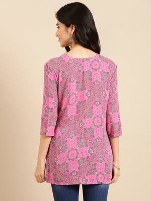 women's ankle length round neck pink ethnic motifs a-line kurta 3