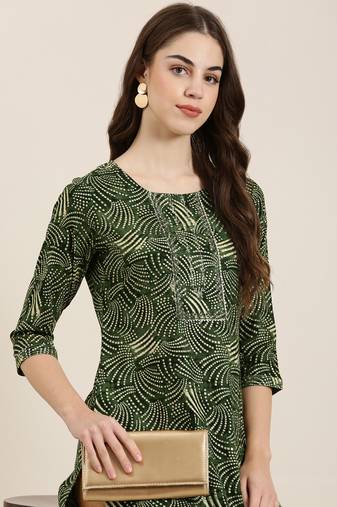 women's calf length round neck green bandhani straight kurta