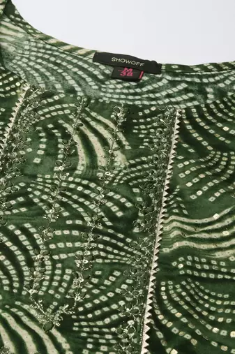 women's calf length round neck green bandhani straight kurta