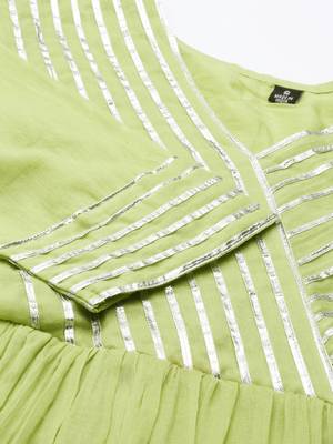 women's ankle length v-neck green solid a-line kurta 2