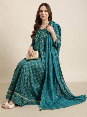 women's calf length v-neck green floral anarkali kurta comes with duppatta 1