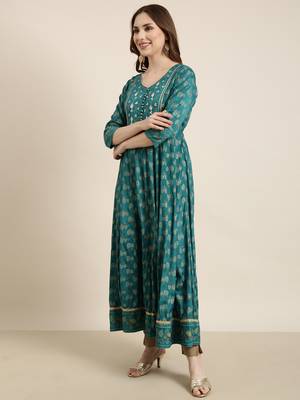 women's calf length v-neck green floral anarkali kurta comes with duppatta 3
