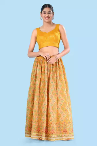 Padded Brocade Round Neck Blouse