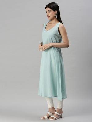 women's calf length v-neck multi floral kaftan kurta 3