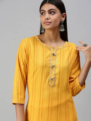 Showoff women's calf length round neck yellow striped straight kurta 1