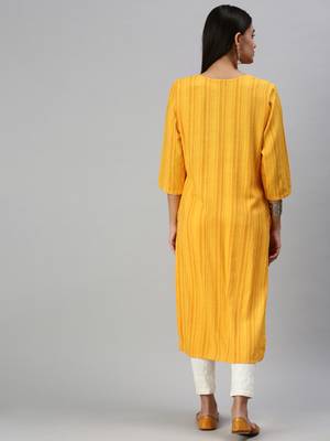 Showoff women's calf length round neck yellow striped straight kurta 3