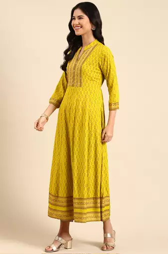 women's calf length mandarin collar lime green geometric straight kurta