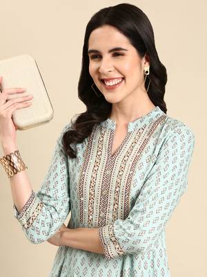 women's ankle length mandarin collar turquoise blue ethnic motifs anarkali kurta 2