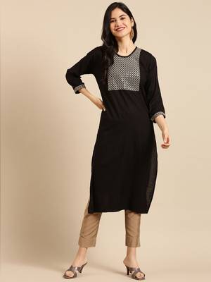 Showoff women's calf length round neck black solid straight kurta 3