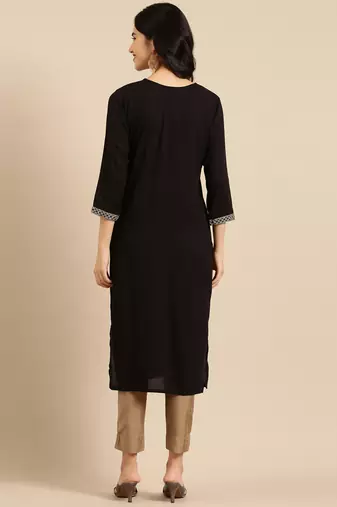 Showoff women's calf length round neck black solid straight kurta