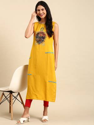 Showoff women's calf length round neck yellow solid straight kurta 5