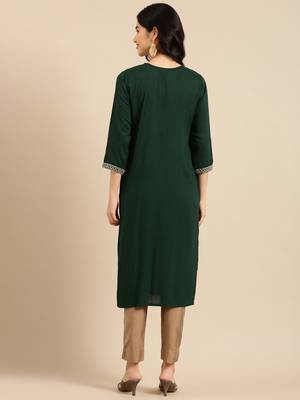 women's calf length round neck green solid straight kurta 4