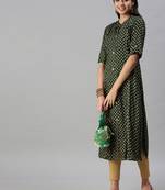 women's calf length mandarin collar green ethnic motifs straight kurta