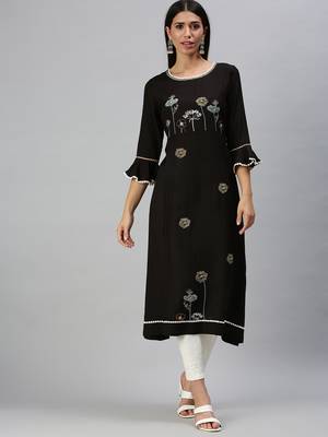 women's calf length round neck black floral a-line kurta 1