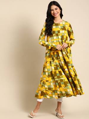 women's ankle length round neck yellow floral anarkali kurta 3