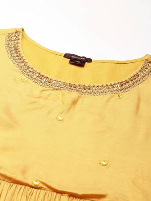 women's ankle length round neck mustard solid anarkali kurta comes with duppatta 3