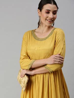 women's ankle length round neck yellow solid anarkali kurta comes with duppatta 1