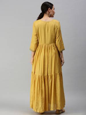 women's ankle length round neck yellow solid anarkali kurta comes with duppatta 3