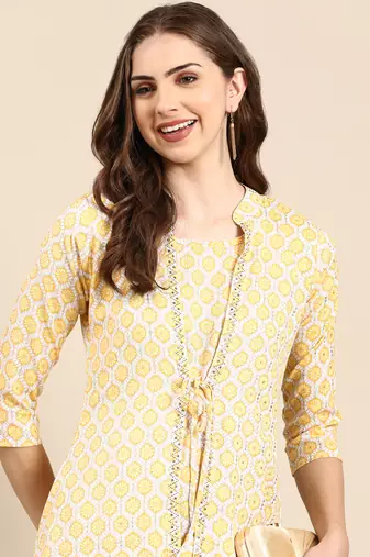 Showoff women's knee length mandarin collar yellow geometric a-line kurta