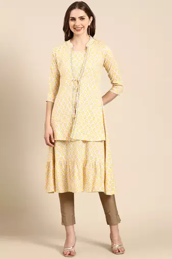 Showoff women's knee length mandarin collar yellow geometric a-line kurta