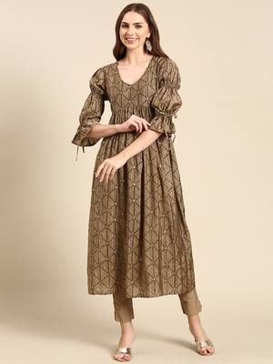 women's calf length v-neck taupe geometric anarkali kurta 2