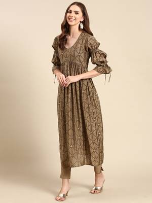 women's calf length v-neck taupe geometric anarkali kurta 5