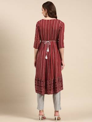 women's calf length scoop neck maroon geometric anarkali kurta 5