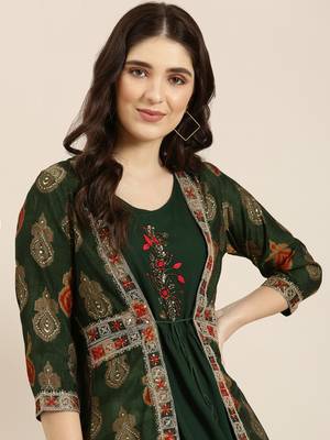 Showoff women's ankle length round neck green solid anarkali kurta 1