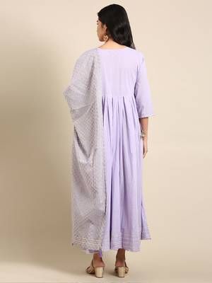 women's ankle length round neck lavender solid anarkali kurta comes with duppatta 5