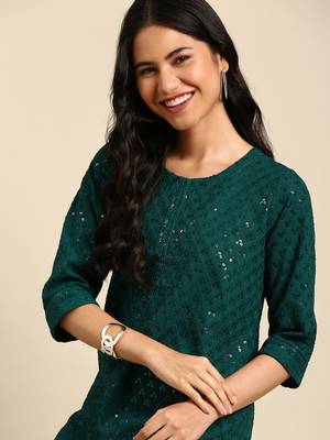 Showoff women's calf length round neck green embellished straight kurta 1