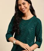 Showoff women's calf length round neck green embellished straight kurta