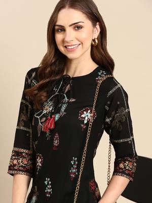 women's calf length keyhole neck black floral straight kurta 2