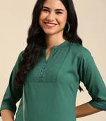 women's calf length v-neck green solid straight kurta