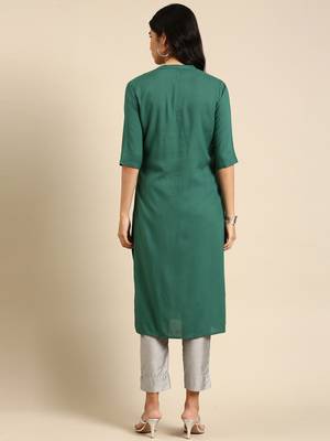 women's calf length v-neck green solid straight kurta 5