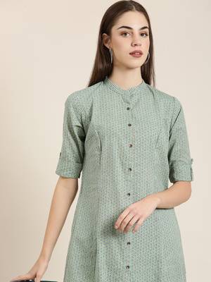 women's calf length mandarin collar green geometric a-line kurta 1