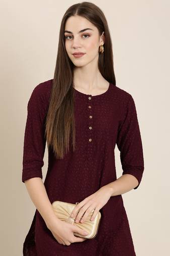Showoff women's calf length round neck burgundy embellished straight kurta