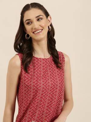women's knee length round neck fuchsia chevron straight kurta 1
