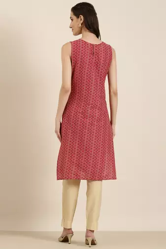women's knee length round neck fuchsia chevron straight kurta