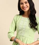 Showoff women's ankle length round neck green solid anarkali kurta