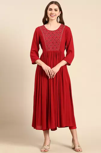 women's ankle length scoop neck maroon solid anarkali kurta