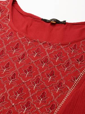 women's ankle length scoop neck maroon solid anarkali kurta 3