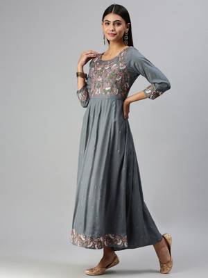 women's ankle length round neck blue floral anarkali kurta 2