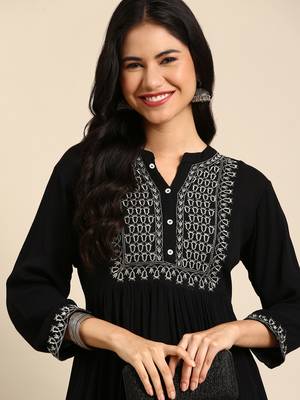 women's calf length round neck black solid anarkali kurta 1