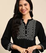 women's calf length round neck black solid anarkali kurta