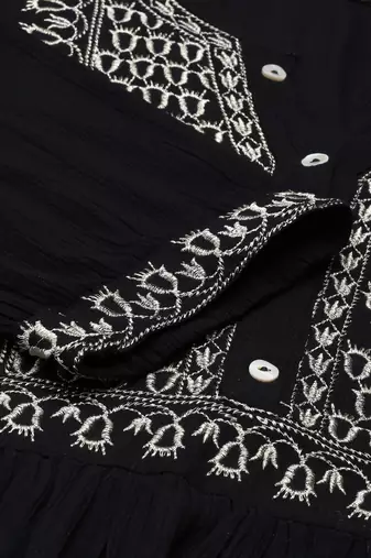 women's calf length round neck black solid anarkali kurta