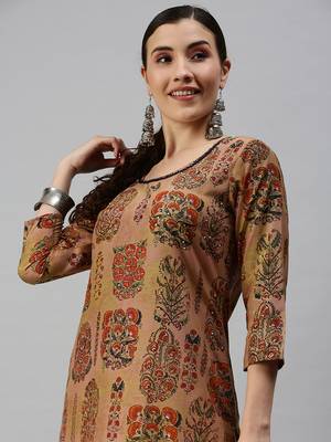 Showoff women's calf length round neck brown floral straight kurta 1