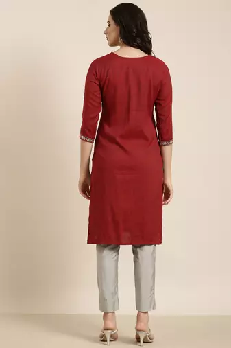 women's knee length round neck maroon solid straight kurta