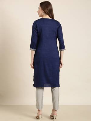 women's knee length round neck navy blue solid straight kurta 4