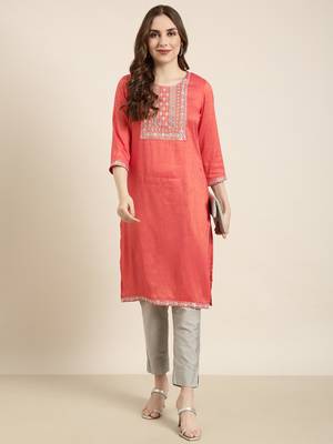 women's knee length round neck peach solid straight kurta 5