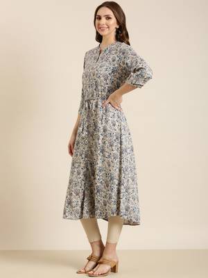 Showoff women's calf length mandarin collar grey floral a-line kurta 3